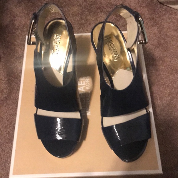 MK Platform Wedges - Picture 1 of 3
